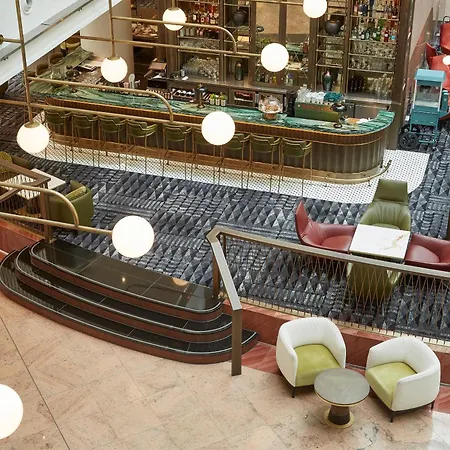Szálloda Hilton Frankfurt Centre 5*