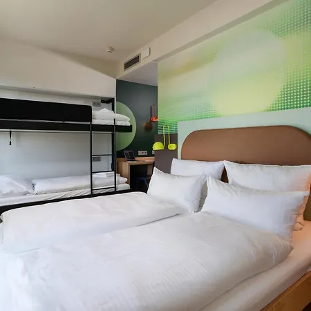 호텔 Lyvinn Frankfurt 3*