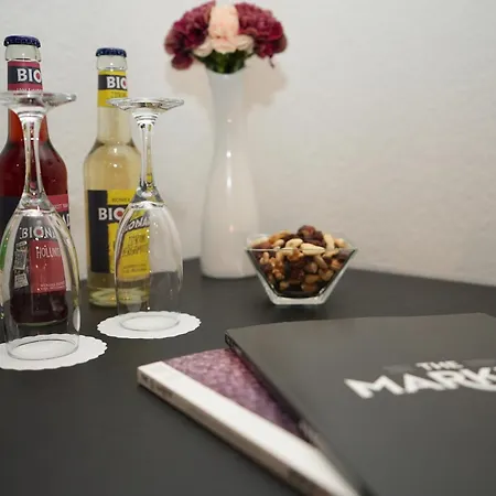 Attache An Der Messe Hotell 3*
