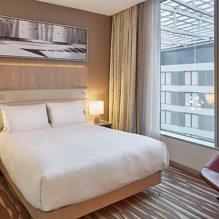 Hilton Frankfurt Airport מלון פרנקפורט