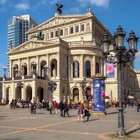 فندق Main Frankfurt 3*