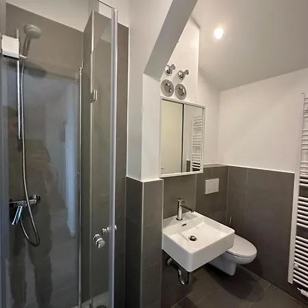 Daire Ar Living Frankfurt Koenigsteinerstr