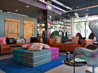 Moxy Frankfurt East Hotell 3*