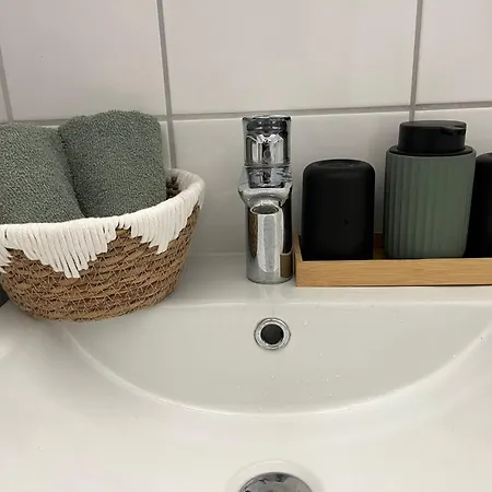 Apartment 24h Check In - Modern - In Good Located - Klein Aber Fein In Metropole Frankfurt