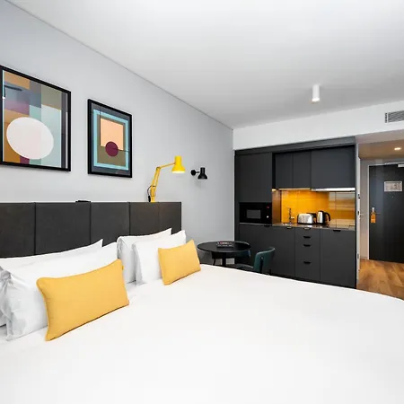 Staycity Frankfurt Airport Appart hôtel 4*