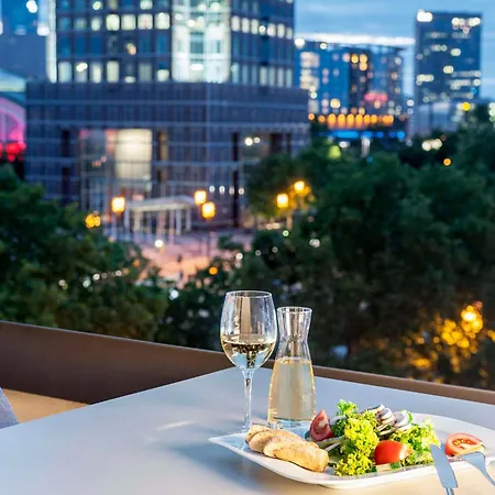 Nh Frankfurt Messe Otel Frankfurt am Main