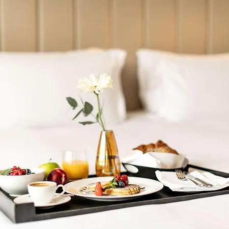 Отель Sofitel Frankfurt Opera