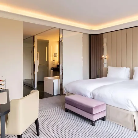 Sofitel Frankfurt Opera 5*