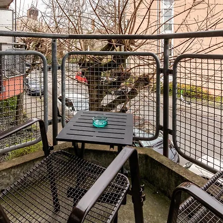 Naehe Frankfurt Messe Mit Netflix Und Balkon * Frankfurt am Main
