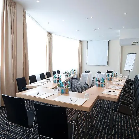Relexa Hotel Frankfurt nad Mohanem