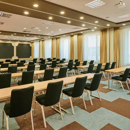 Отель Avani Frankfurt - Previously Nh Collection Frankfurt 4*