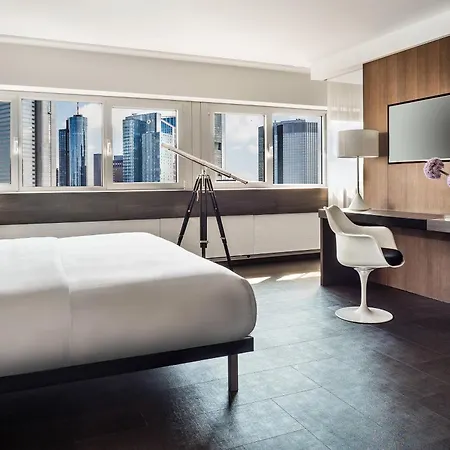 Le Meridien Frankfurt Otel 5*