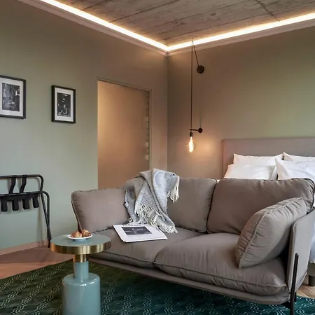Gekko House Frankfurt, A Tribute Portfolio フランクフルト