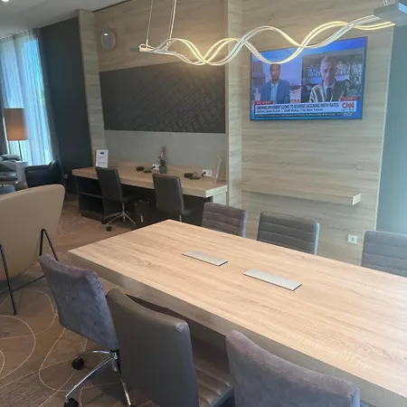 法兰克福机场希尔顿欢朋酒店 美因河畔法兰克福