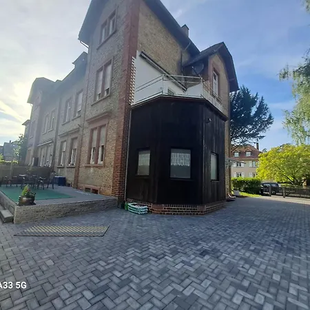 Fechenheim Frankfurt * فرانكفورت