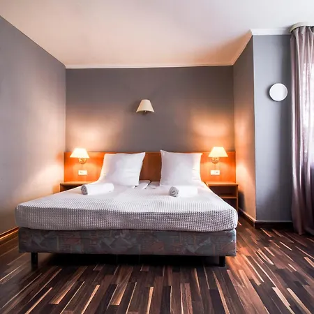 Ento Hotelwestend 5* 美因河畔法兰克福
