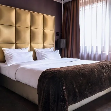 Roomers Frankfurt, Autograph Collection