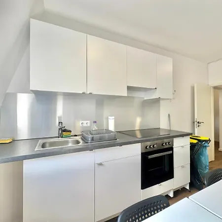 Daire Ar Living Frankfurt Koenigsteinerstr