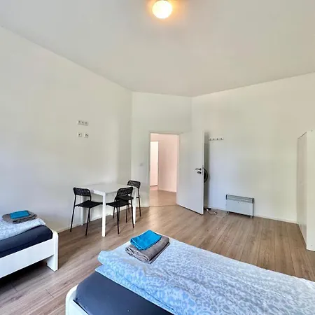 Daire Ar Living Frankfurt Koenigsteinerstr *
