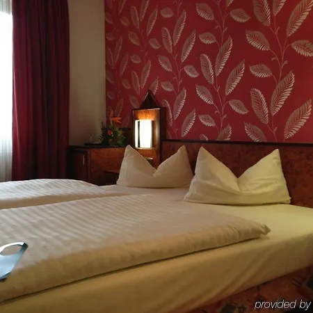 Miramar Am Römer Otel Frankfurt am Main