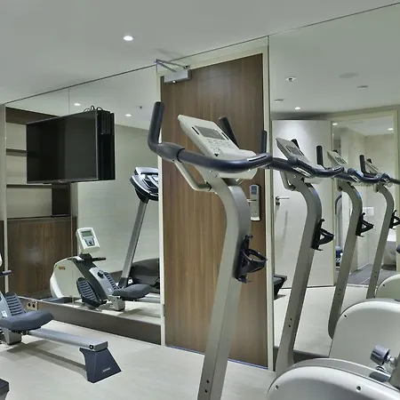 Faircruise Business Hotelship Frankfurt Szálloda 3*