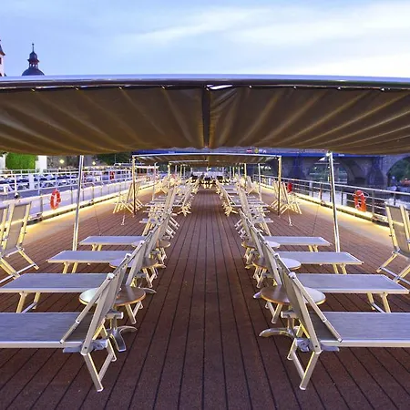 Faircruise Business Hotelship Frankfurt Szálloda