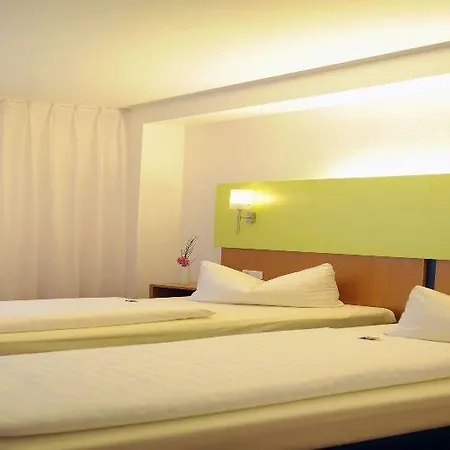 Ibis Styles Frankfurt Отель