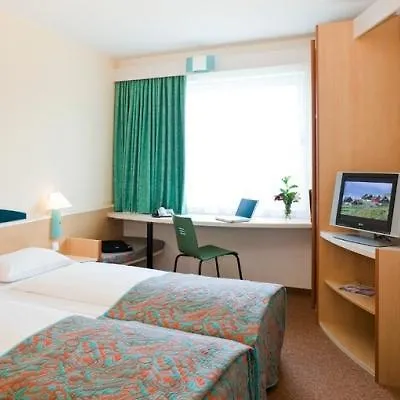 Ibis Frankfurt Messe Hotel 3*