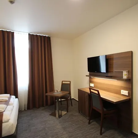 Goethe Business By Trip Hotel