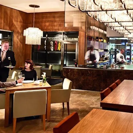 Hotel Jw Marriott Frankfurt 5*