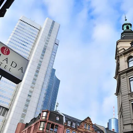 Ramada By Wyndham Frankfurt Centre מלון