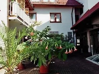 Hotel Zum Loewen 4*