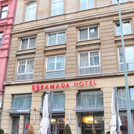 מלון Ramada By Wyndham Frankfurt Centre פרנקפורט