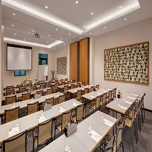 Frankfurt - Alte Oper By Ihg 4* Франкфурт-на-Майне
