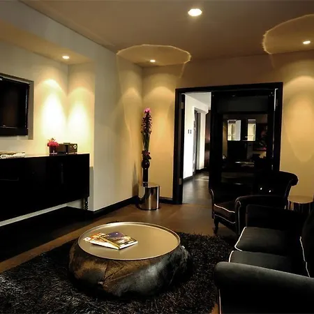 Roomers Frankfurt, Autograph Collection Frankfurt am Main