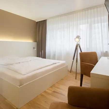 Hotel Mk Frankfurt Frankfurt nad Mohanem