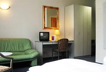 Trip Messe Westend מלון 4*