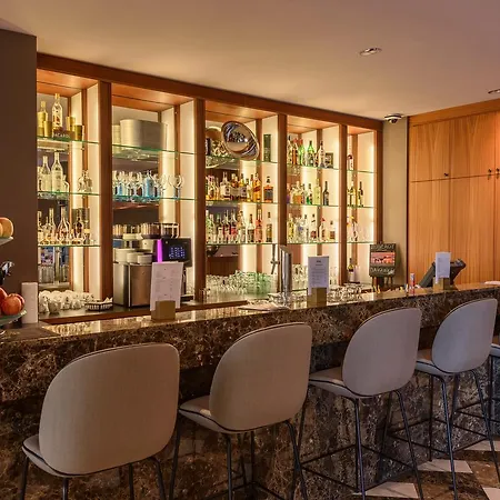 The Frankfurt Otel 4*