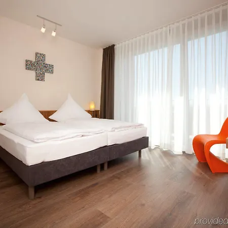 Mainhaus Stadthotel Frankfurt מלון 4*