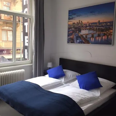 فندق Main Frankfurt 3*
