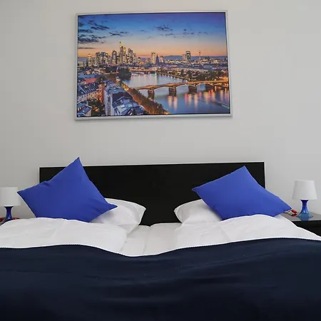 Main Frankfurt فندق