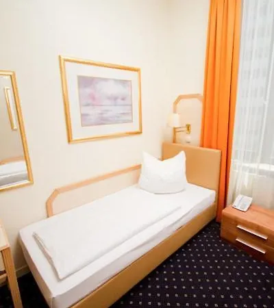 Tourist Hotel