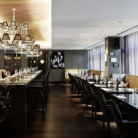 Otel Roomers Frankfurt Central, Autograph Collection 5*
