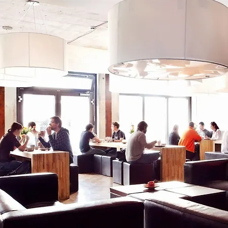 Хостел Five Elements And Capsules Frankfurt