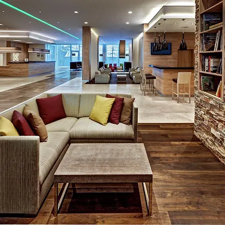 Hotell Hilton Garden Frankfurt Centre 4*