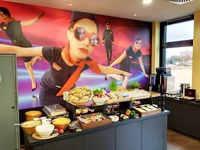 法兰克福机场梅宁阁酒店 3* 美因河畔法兰克福