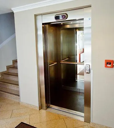 Tourist Hotel