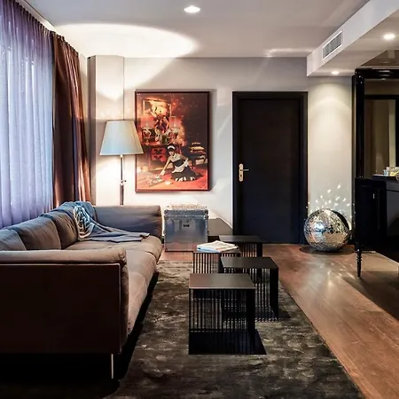 Roomers Frankfurt, Autograph Collection Hotel