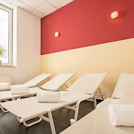 Hotel Amedia Boardinghouse Frankfurt Airport 4*