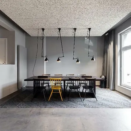 Отель A&o Frankfurt Ostend
